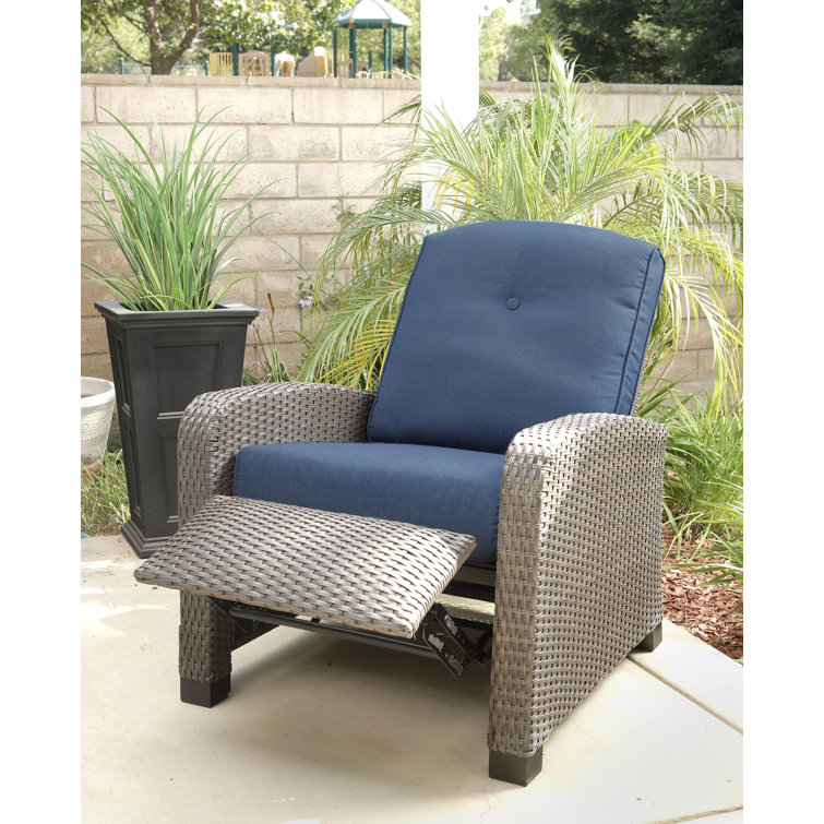 Luxury padded best sale garden recliner chairs